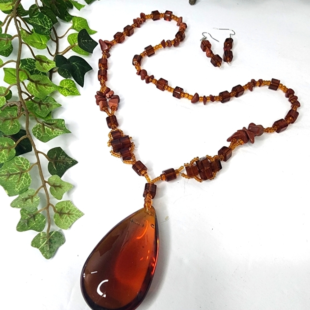 Artisan Amber Color Glass and Natural Stone Teardrop Necklace Earrings Set New